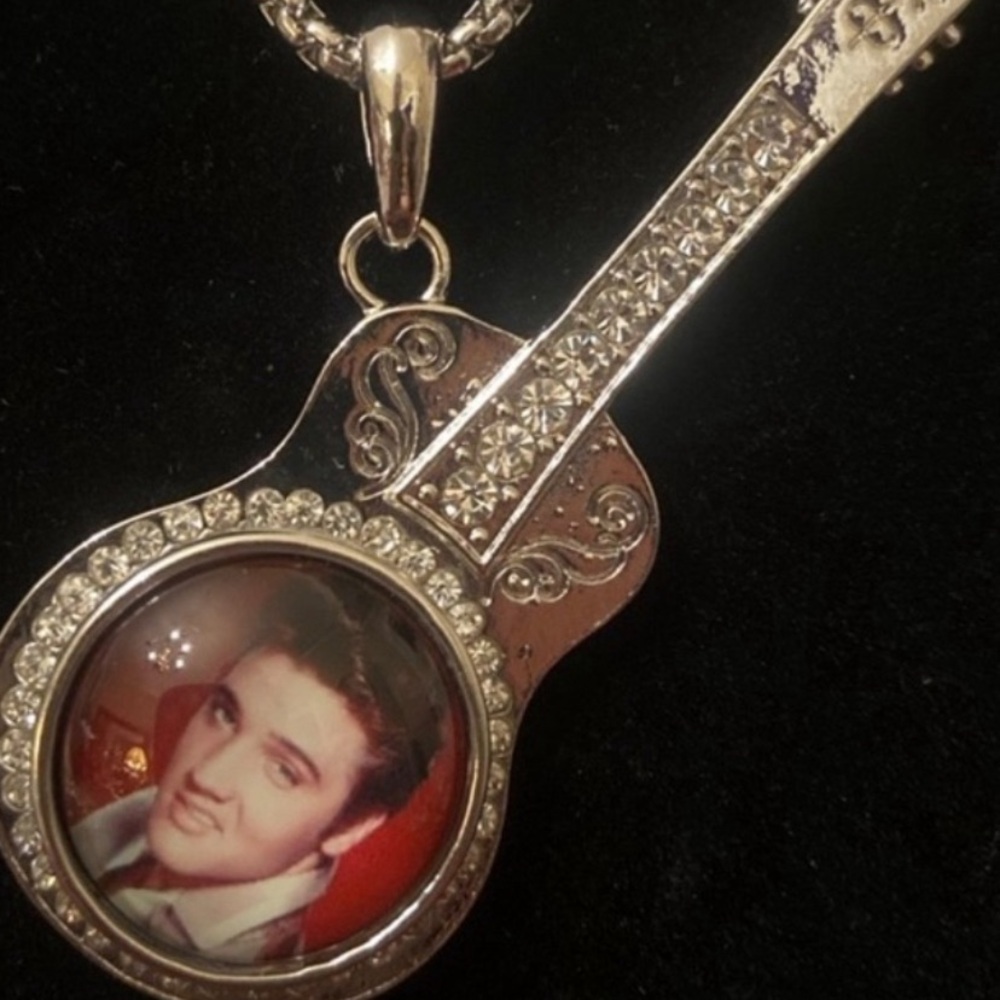 Elvis Snap Button Necklace